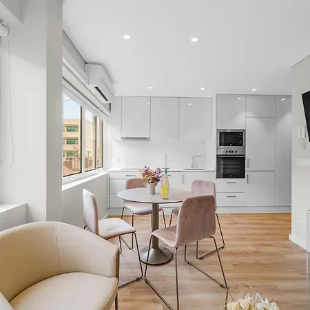 Cozy In Heart Of Apartment *